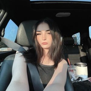 Meet your Posher, Mae